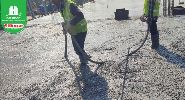 be-tong-truyen-thong-va-du-ung-luc-deu-su-dung-be-tong-ket-hop-cot-thep-de-tang-kha-nang-chiu-luc 