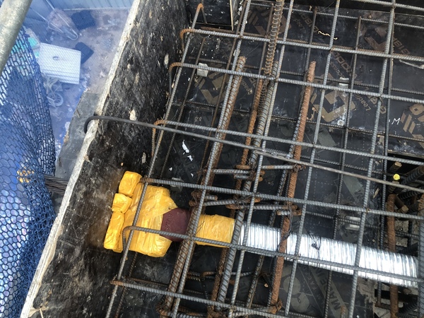 khai-niem-neo-dau-cap-du-ung-luc 