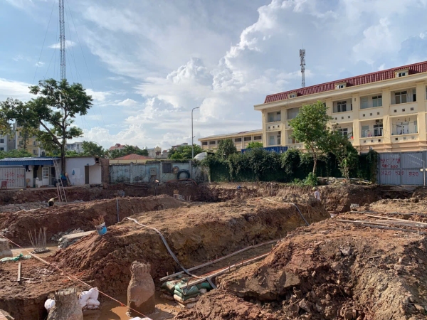 trien-khai-thi-cong-nha-hang-theo-ban-ve-co-san-voi-tung-hang-muc-duoc-de-ra-trong-ban-ke-hoach