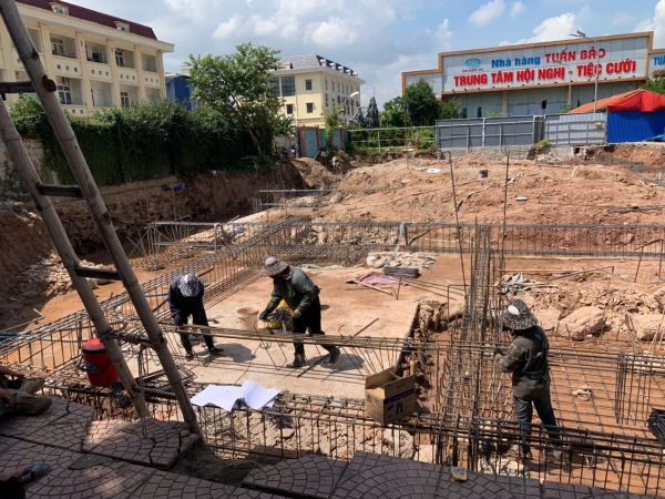 thi-cong-nha-hang-theo-ban-ve-co-san-de-cong-trinh-hoan-thien-dung-thoi-gian-dung-chat-luong 